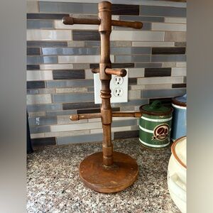 Wooden Mug Tree Stand